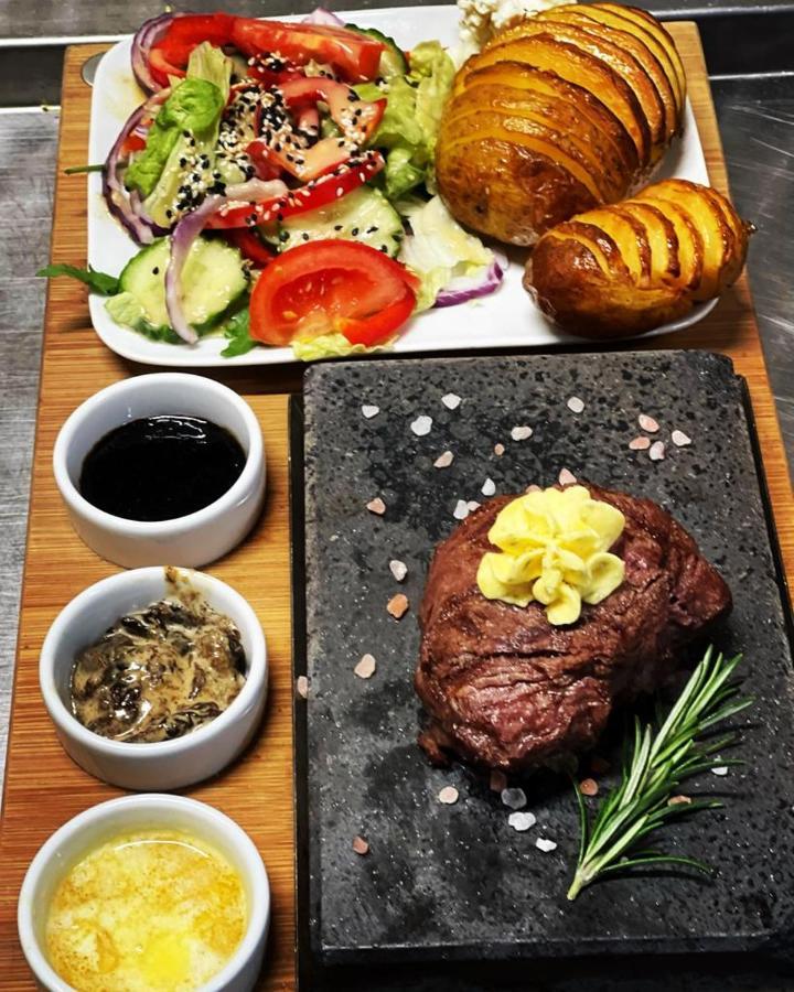 Restauracja I Noclegi Izba Rybacka W Krainie Wygaslych Wulkanow Podgorki Kültér fotó
