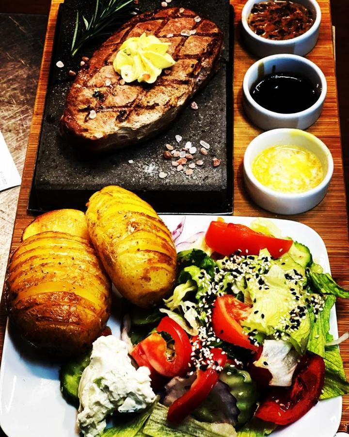 Restauracja I Noclegi Izba Rybacka W Krainie Wygaslych Wulkanow Podgorki Kültér fotó